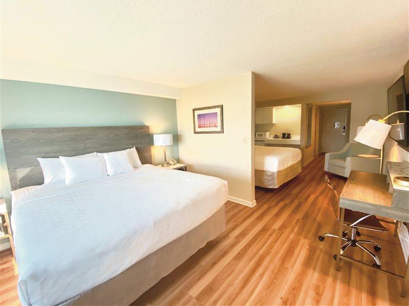 Comfort Inn At Newport Beach Middletown Buitenkant foto