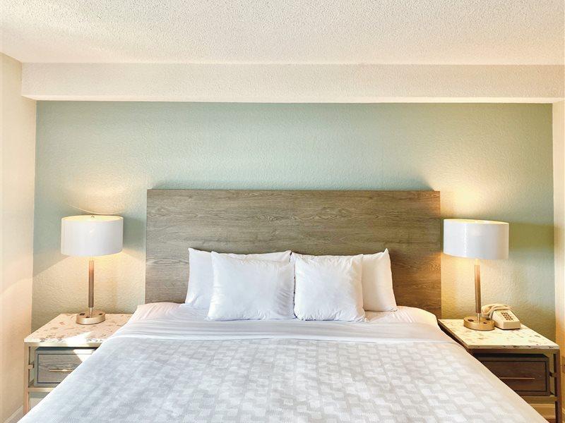 Comfort Inn At Newport Beach Middletown Buitenkant foto