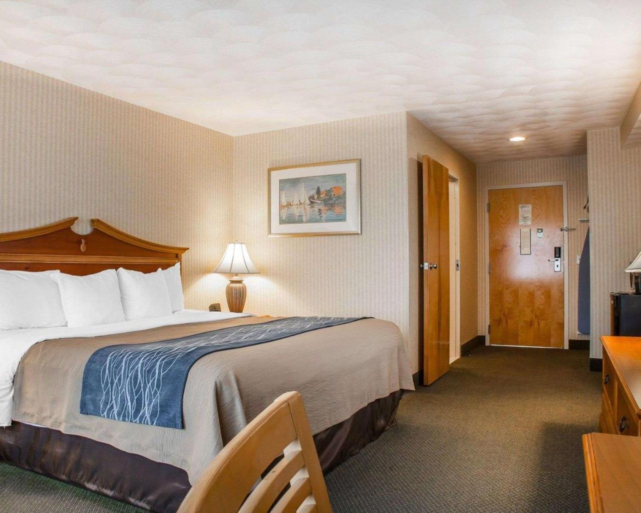 Comfort Inn At Newport Beach Middletown Buitenkant foto