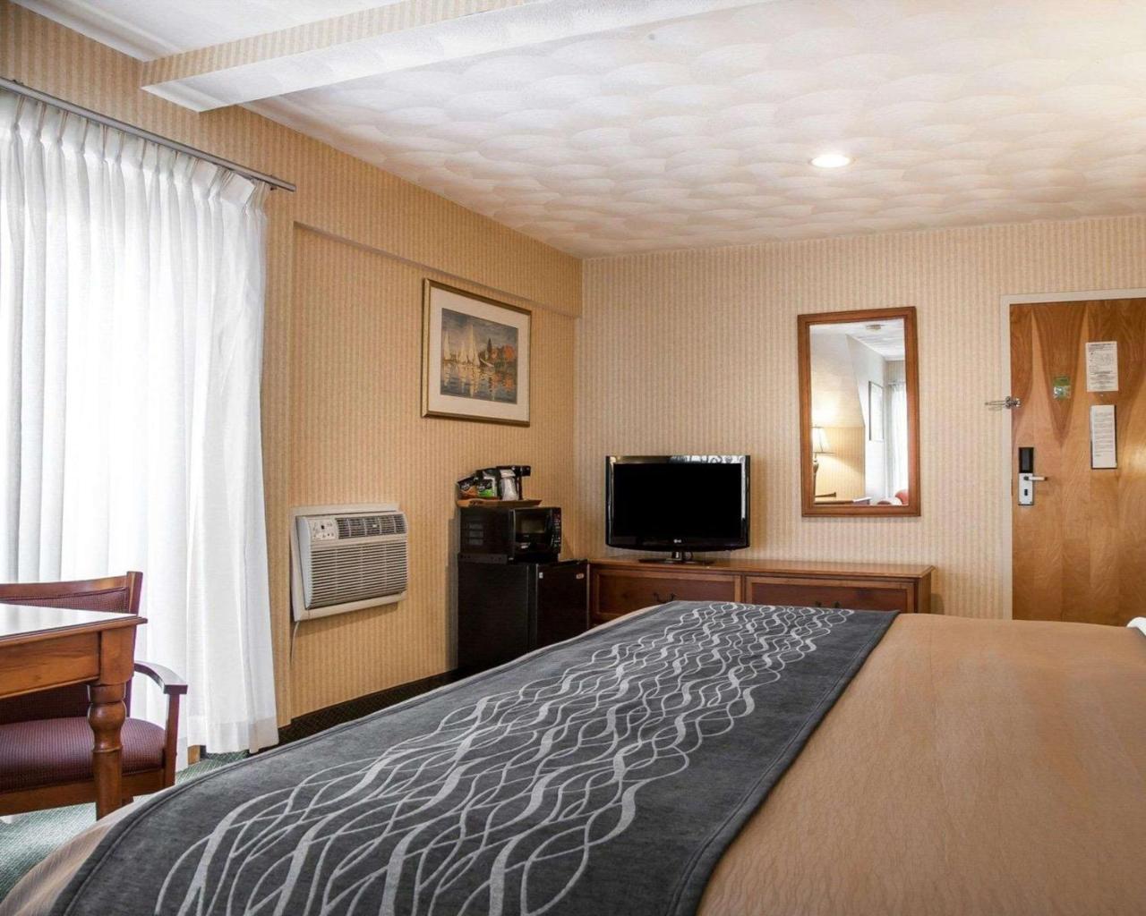 Comfort Inn At Newport Beach Middletown Buitenkant foto