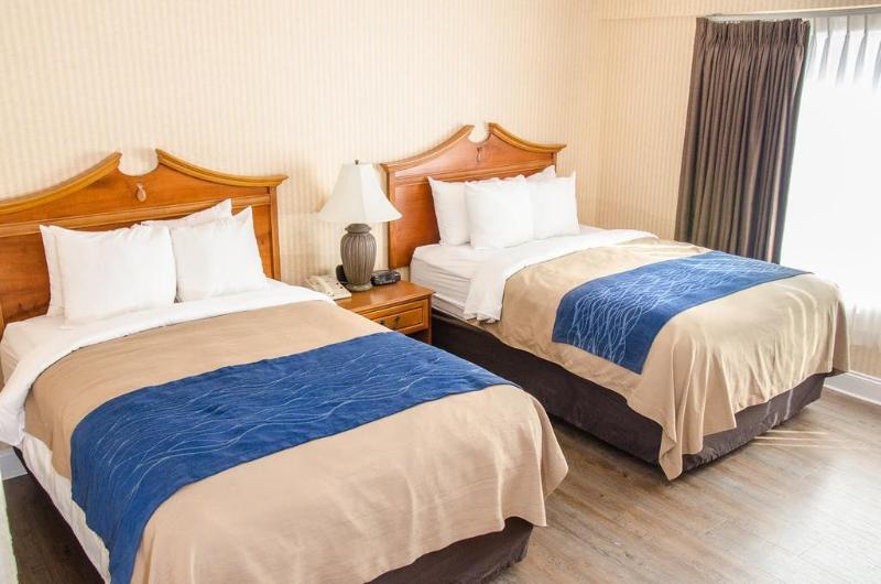 Comfort Inn At Newport Beach Middletown Buitenkant foto